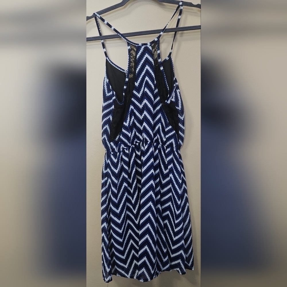 Dina Be Chevron Striped Dress Women's Size S Blue And White - Picture 2 of 4